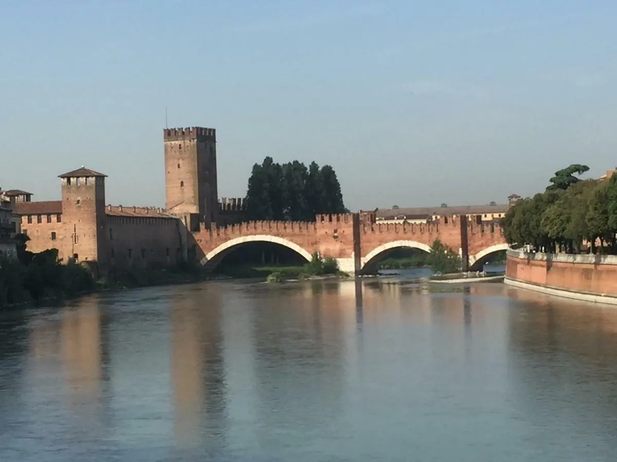Verona Relais + Private Parking Apartment