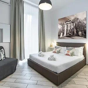 Casa Sant'onofrio , Rome Italy