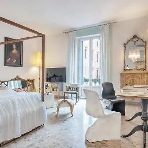 Billie's Flat White - Art & Design In Historic Centre Apartment