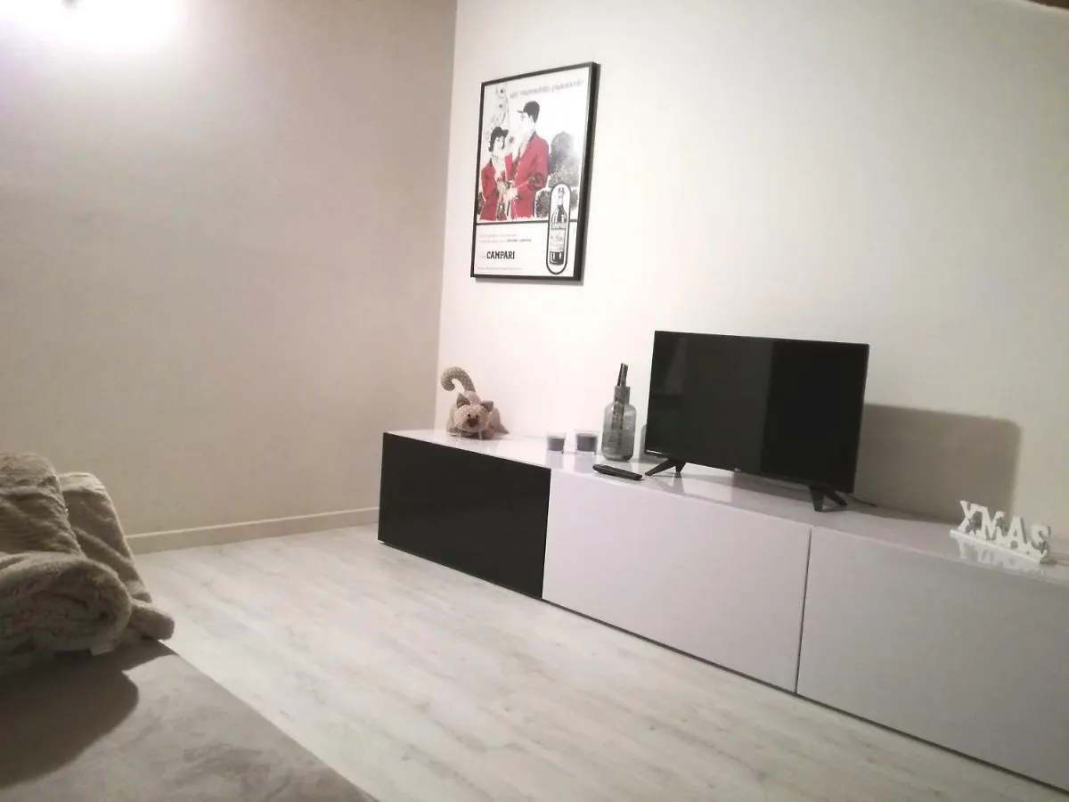 Verona Relais + Private Parking 0*,